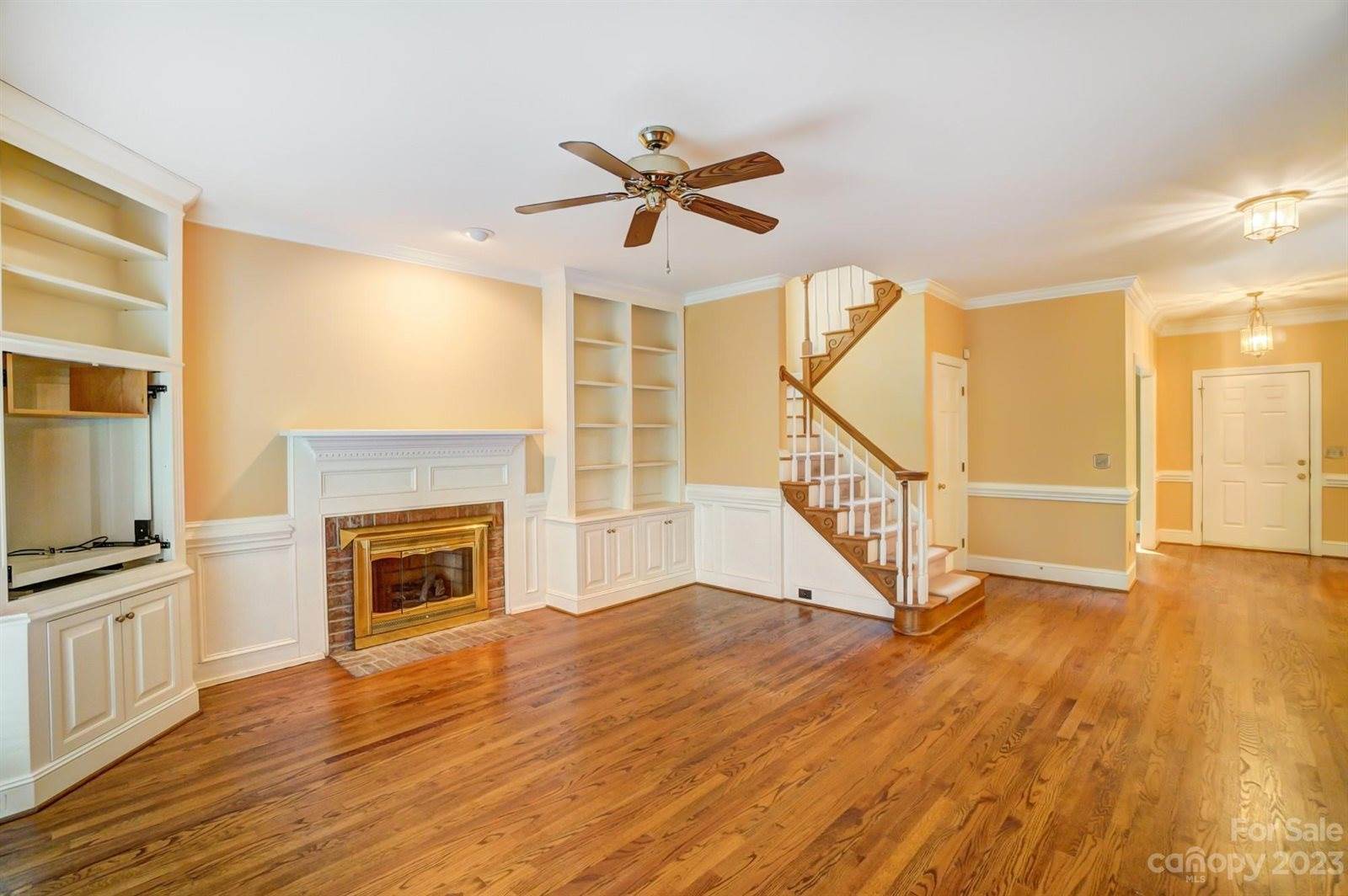 2800 Oxborough Drive, Matthews, NC 28105