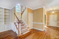 2800 Oxborough Drive, Matthews, NC 28105