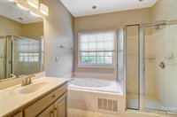 2800 Oxborough Drive, Matthews, NC 28105