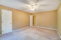 2800 Oxborough Drive, Matthews, NC 28105