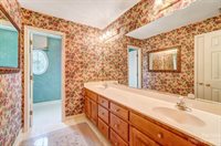 2800 Oxborough Drive, Matthews, NC 28105