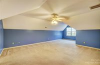 2800 Oxborough Drive, Matthews, NC 28105