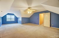 2800 Oxborough Drive, Matthews, NC 28105