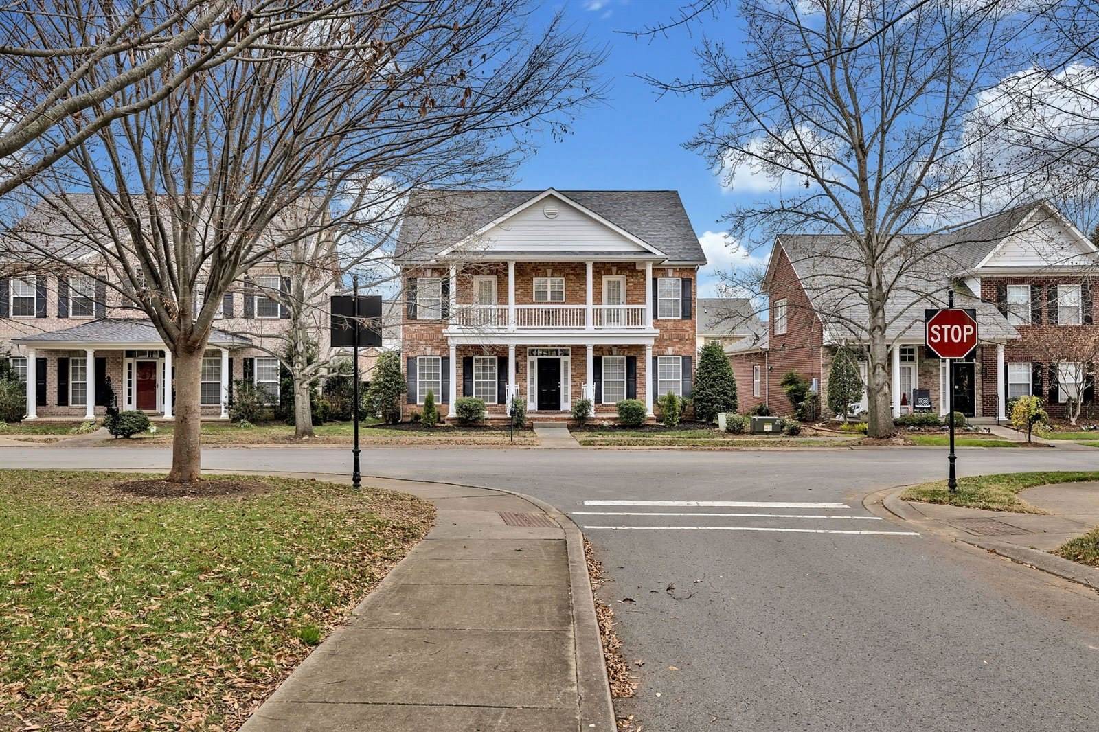 217 Schoolpath Ln, Franklin, TN 37064