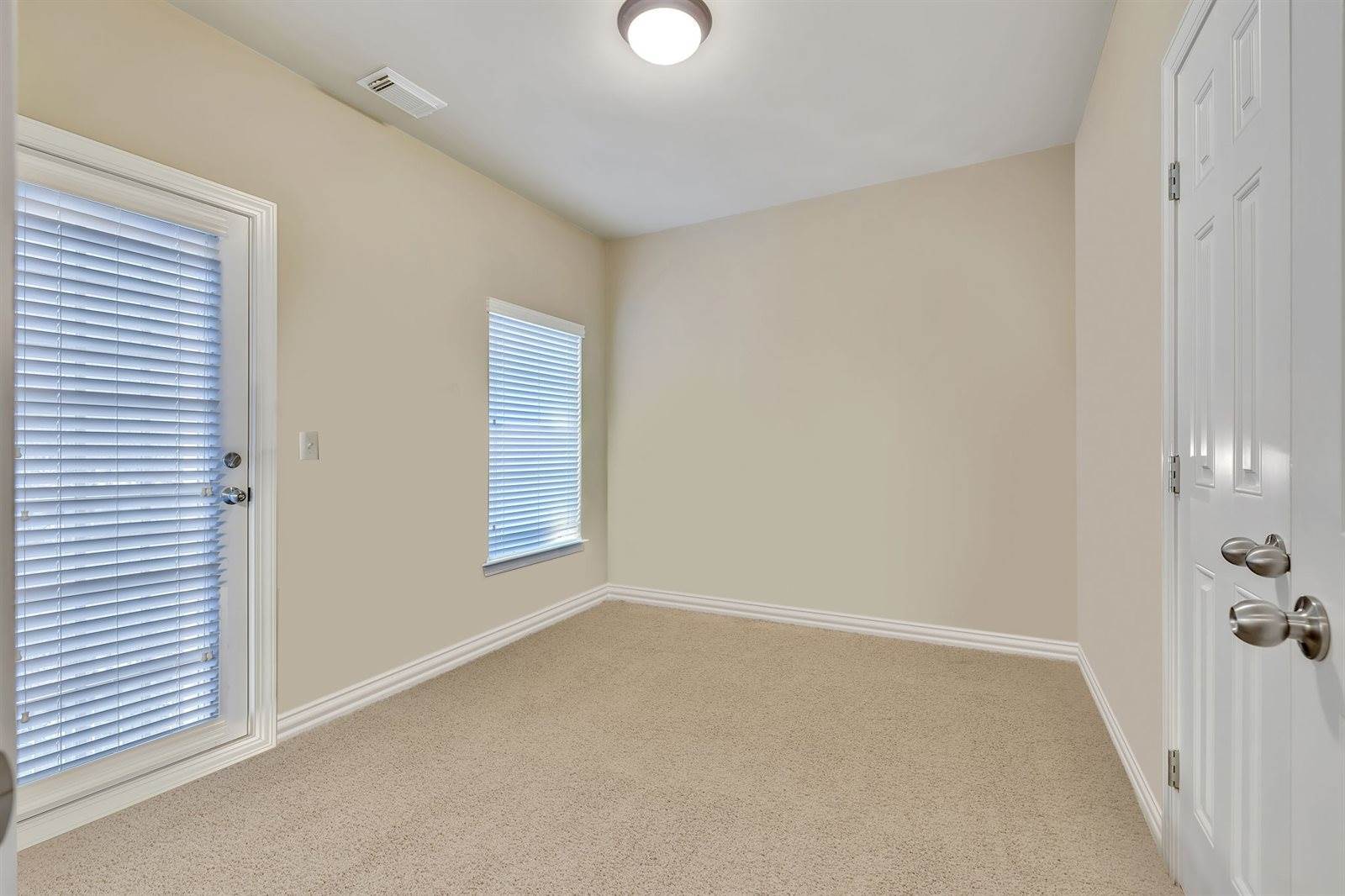 217 Schoolpath Ln, Franklin, TN 37064