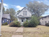 707 N Buckeye Ave, Abilene, KS 67410