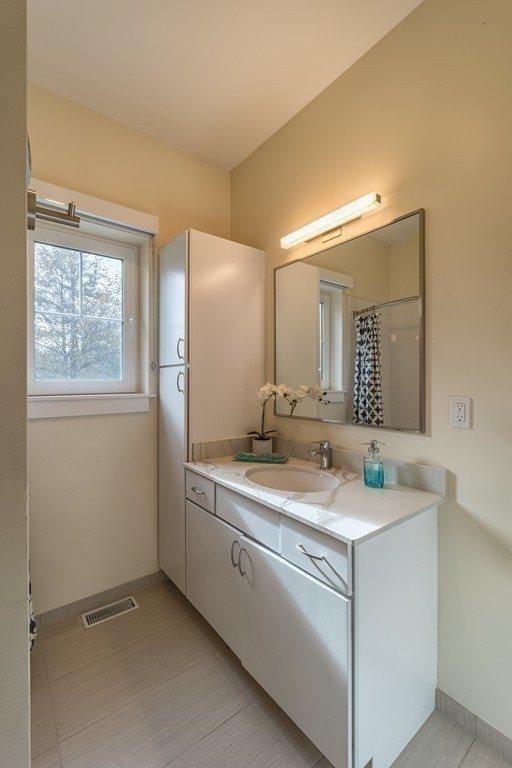 22 W Main St, Boston, MA 02126