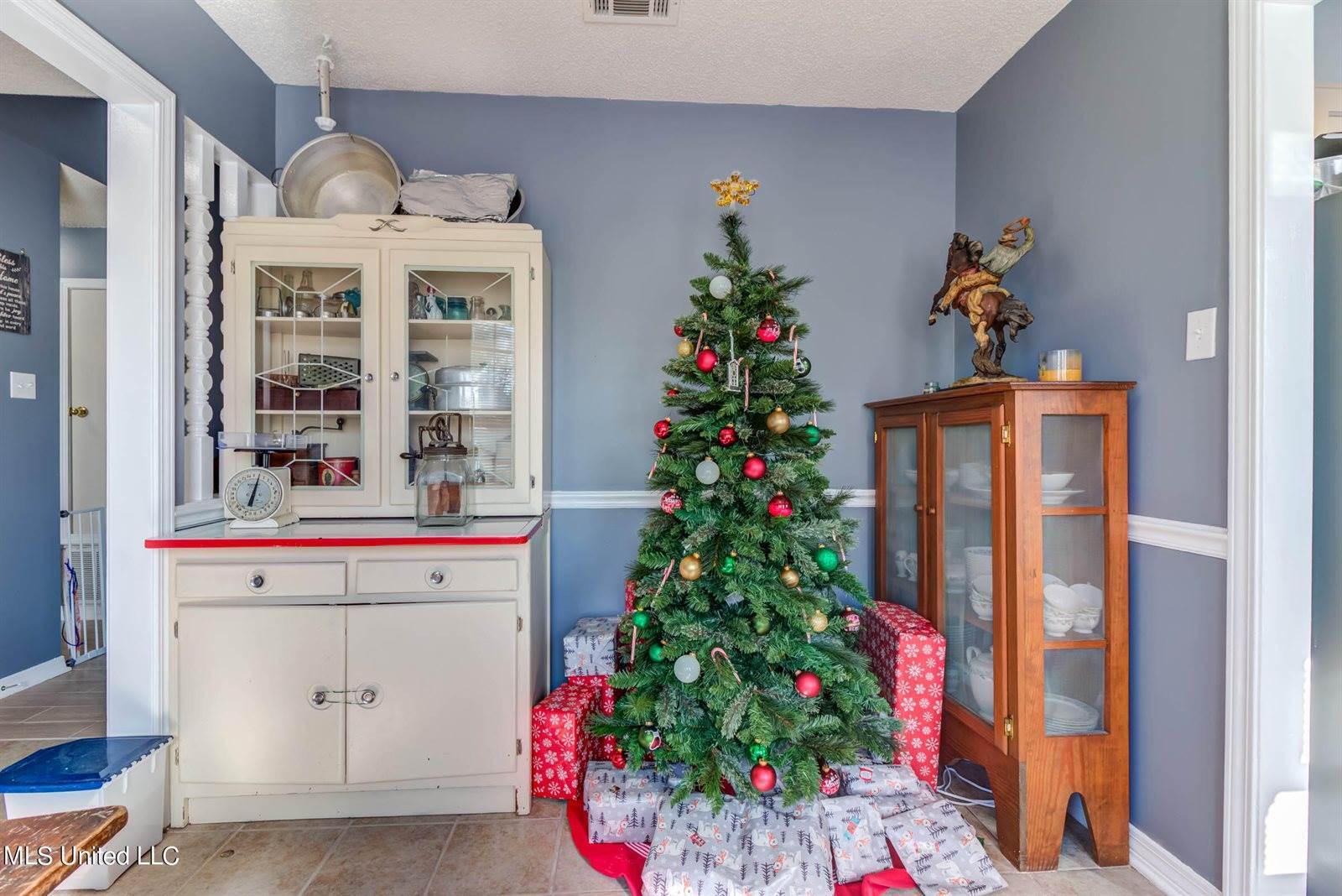 13012 Rosemont Street, Ocean Springs, MS 39564