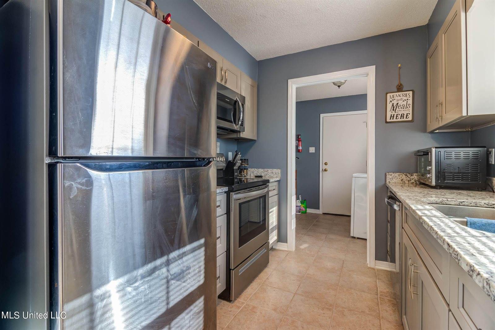 13012 Rosemont Street, Ocean Springs, MS 39564