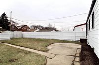 3213 S 6th STREET, Milwaukee, WI 53215