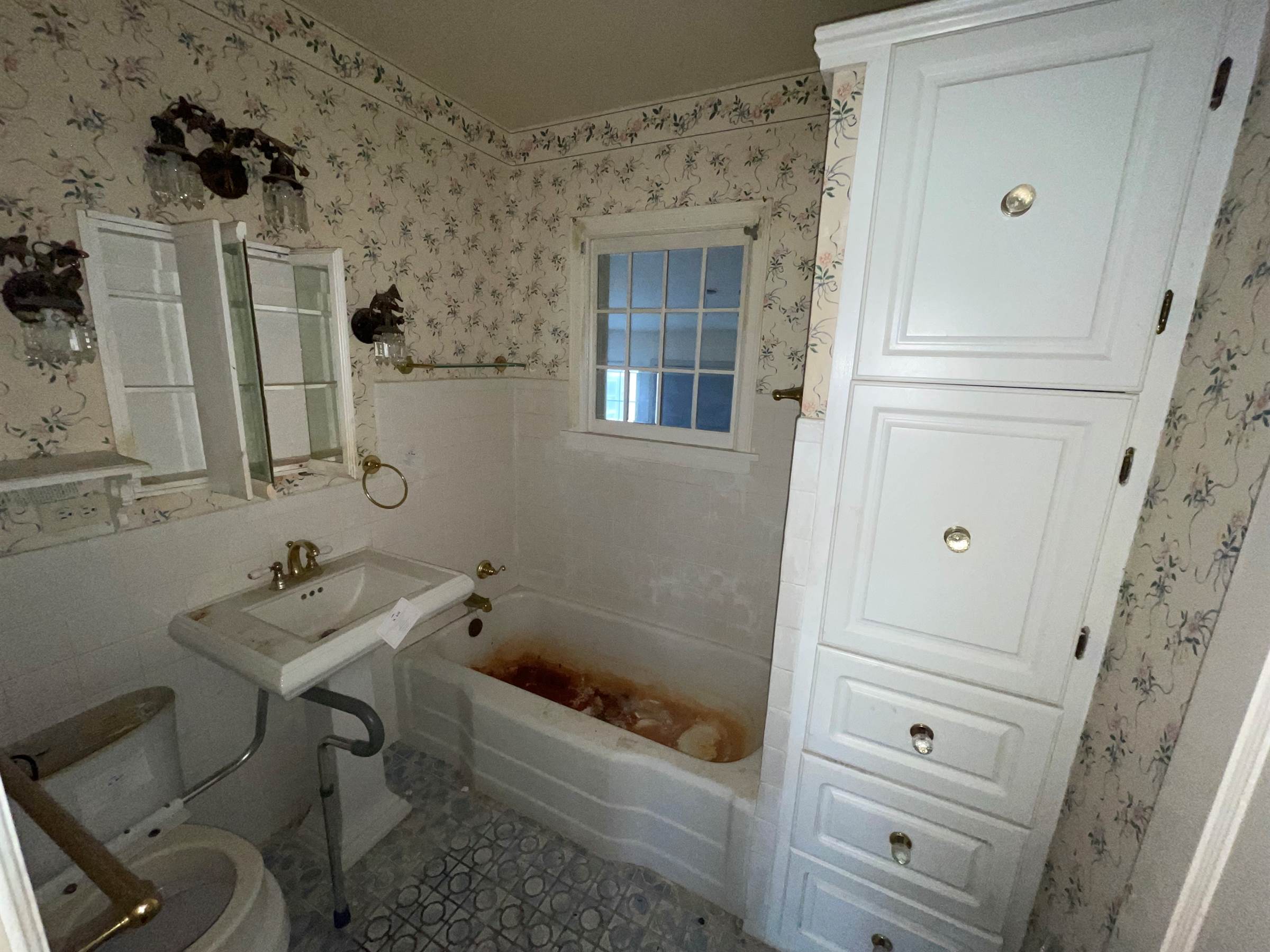 208 S Bleckley Dr, Wichita, KS 67218