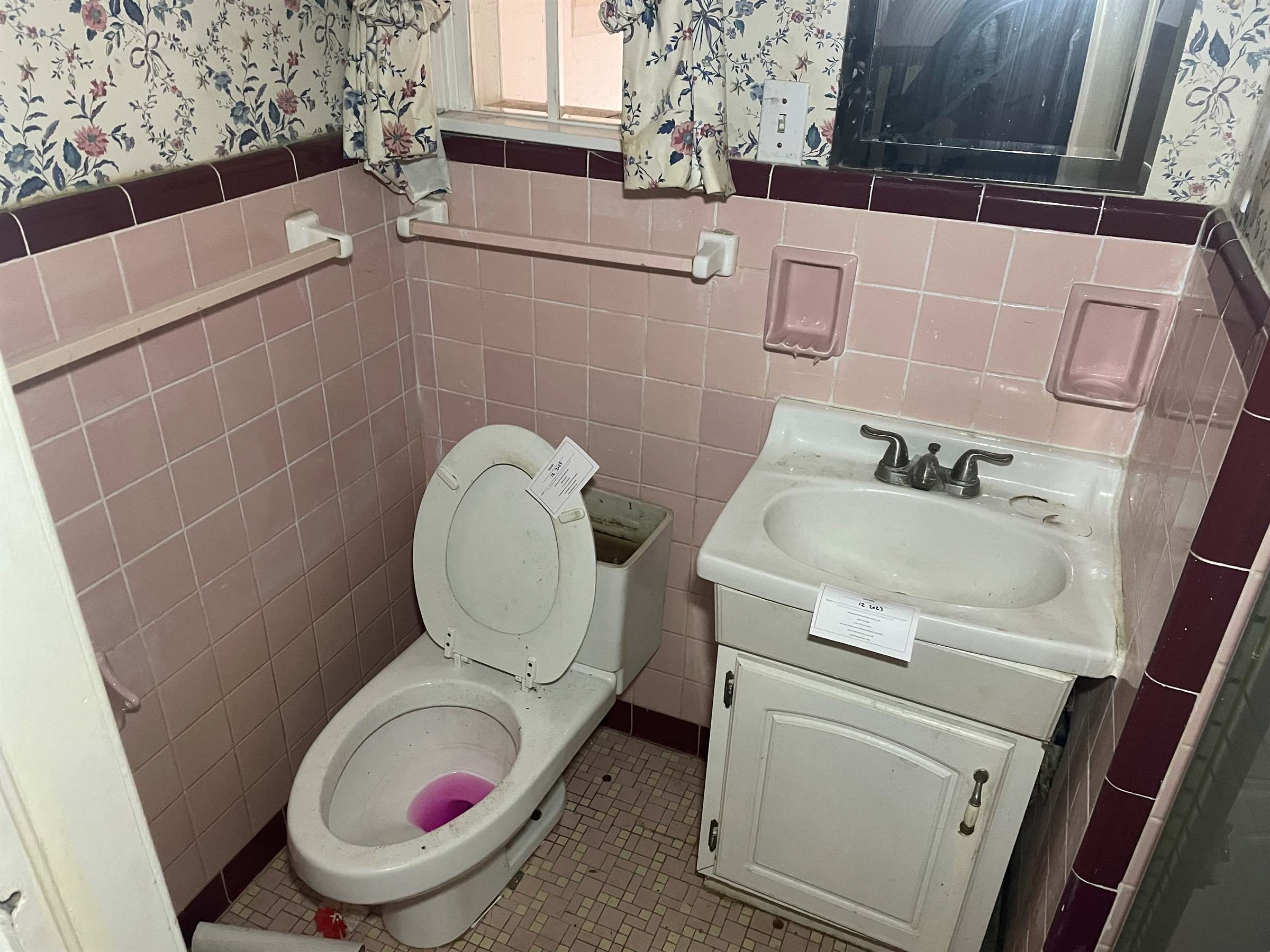 208 S Bleckley Dr, Wichita, KS 67218