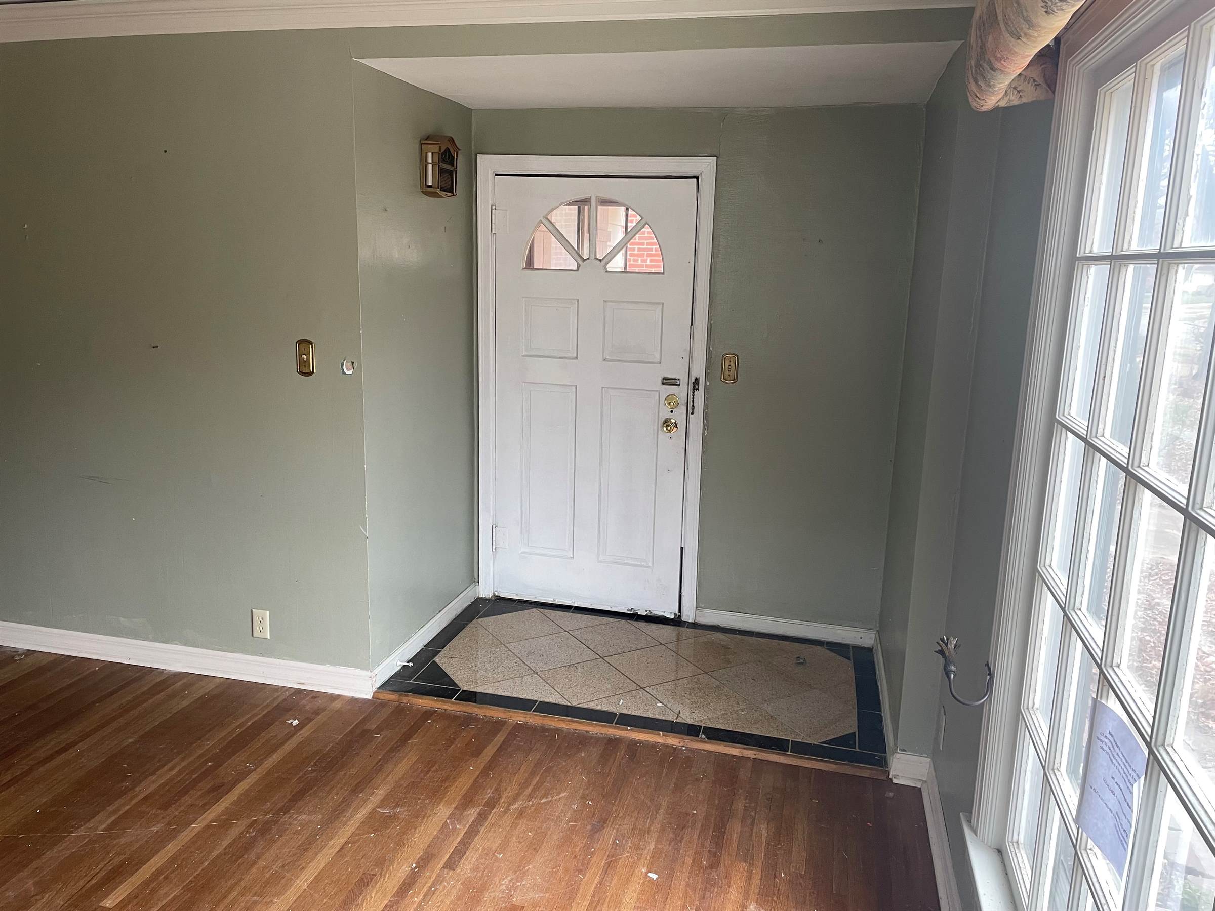 208 S Bleckley Dr, Wichita, KS 67218