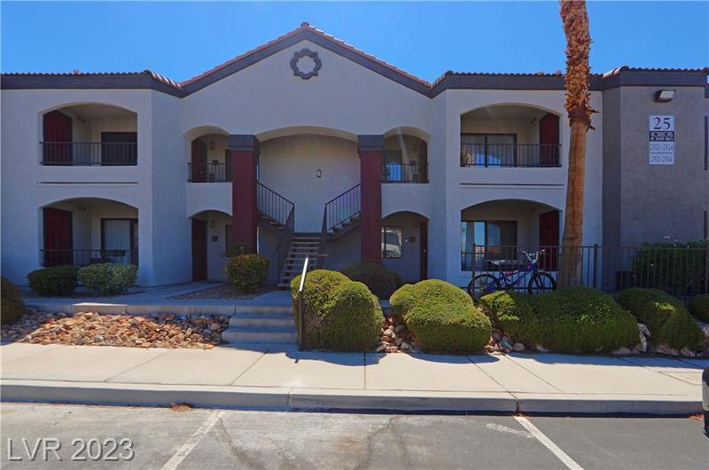 950 Seven Hills, Henderson, NV 89052
