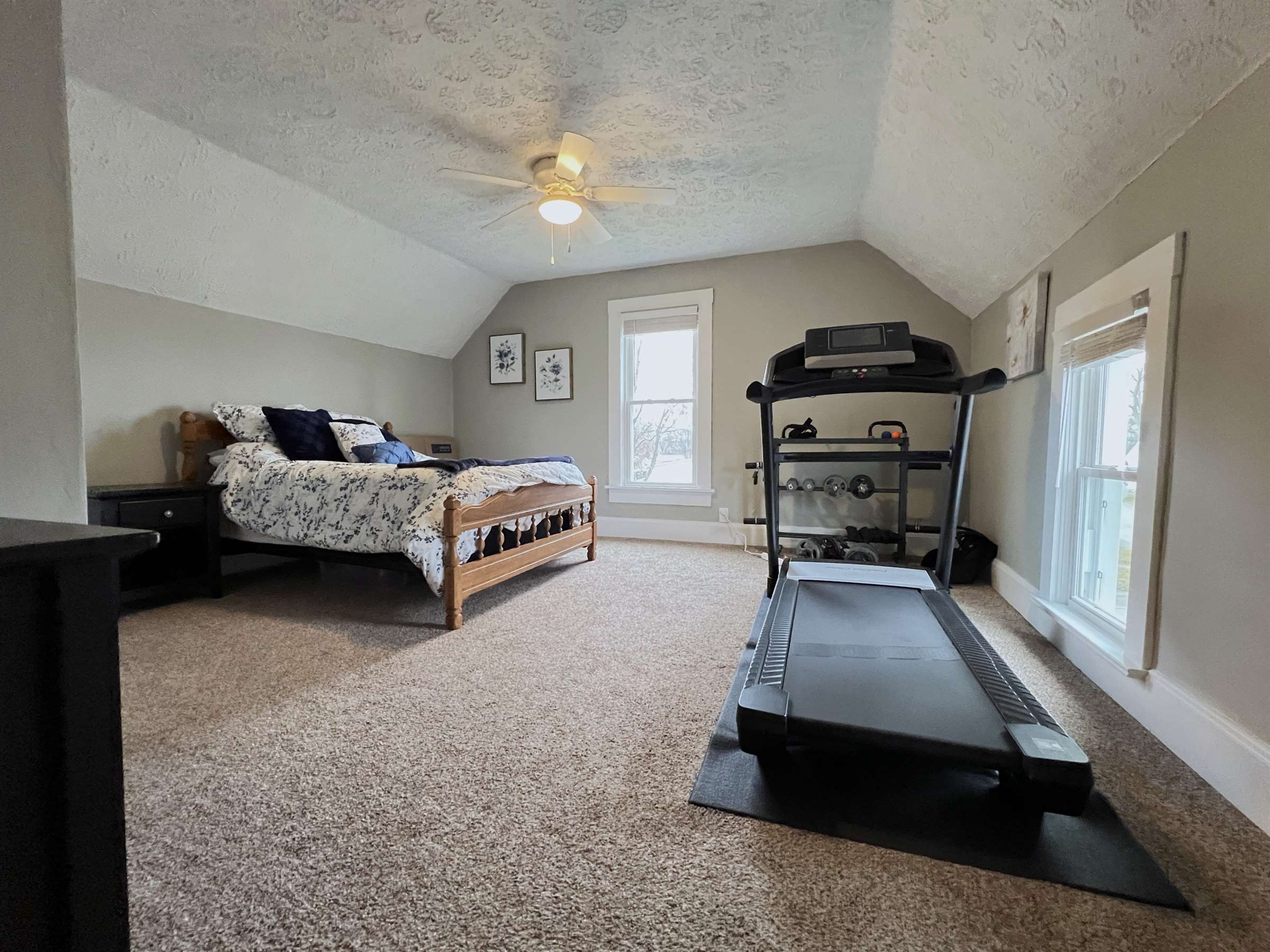 2530 Thompson St, Terre Haute, IN 47802