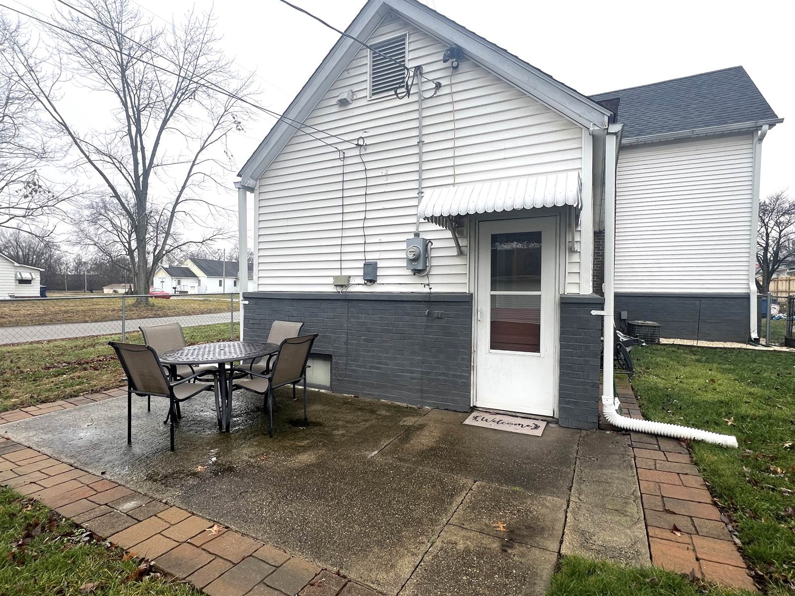 2530 Thompson St, Terre Haute, IN 47802