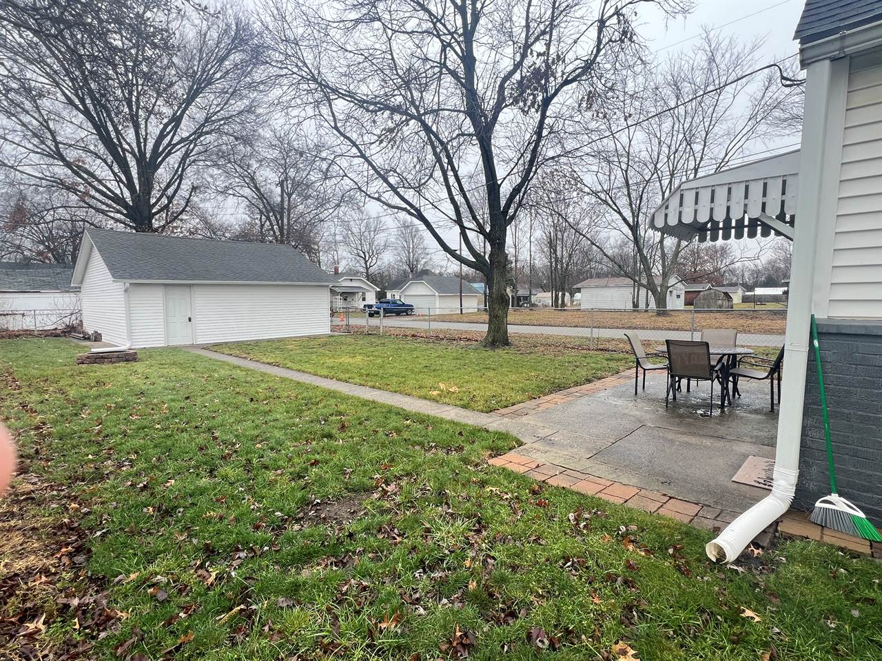 2530 Thompson St, Terre Haute, IN 47802