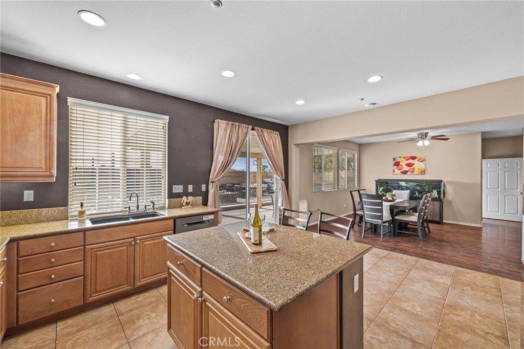 16575 Pismo Way, Fontana, CA 92336