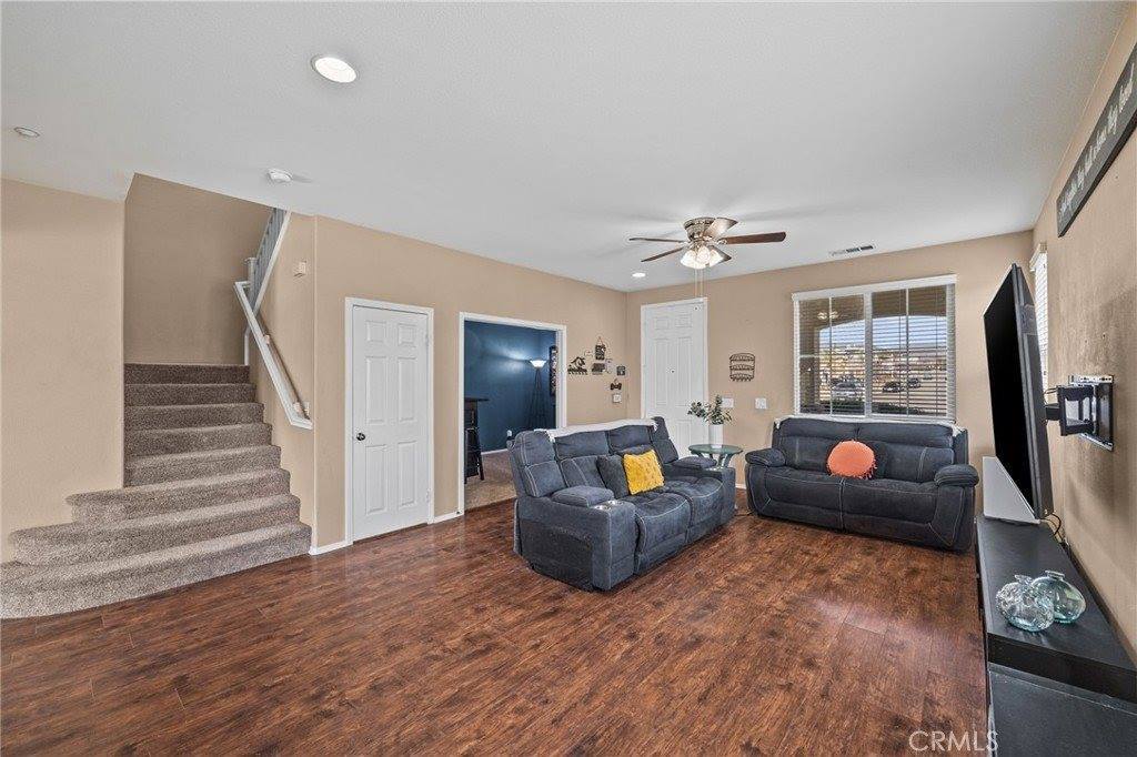 16575 Pismo Way, Fontana, CA 92336