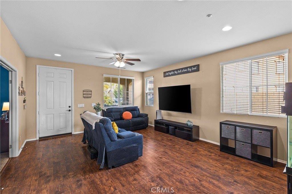 16575 Pismo Way, Fontana, CA 92336