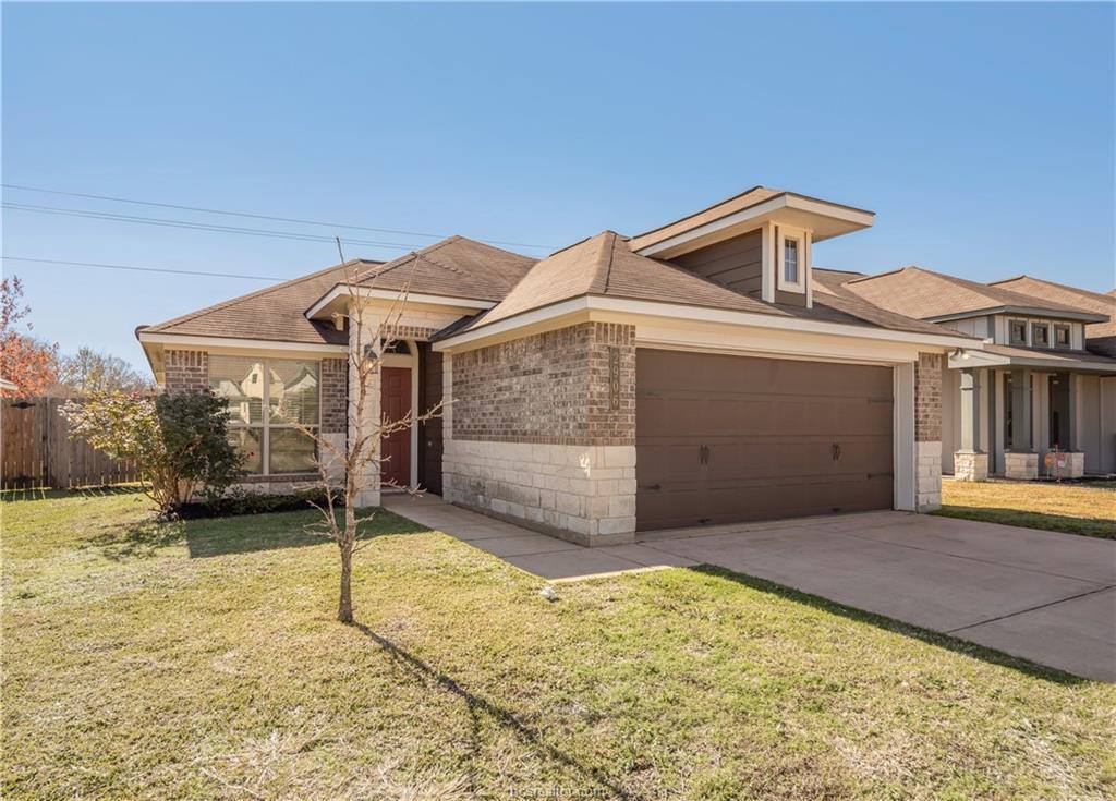 2906 Silver Oak Drive, College Station, TX 77845