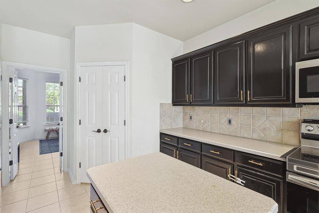 5745 Starboardway Drive, Fort Worth, TX 76135