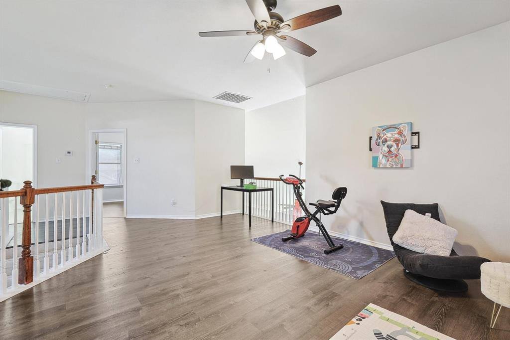 5745 Starboardway Drive, Fort Worth, TX 76135