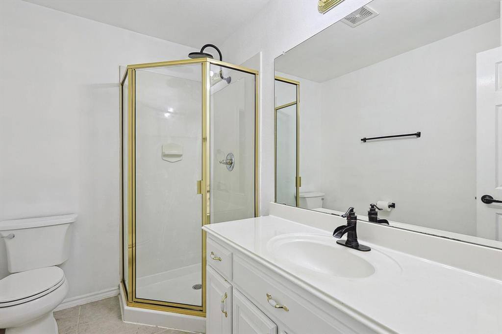 5745 Starboardway Drive, Fort Worth, TX 76135