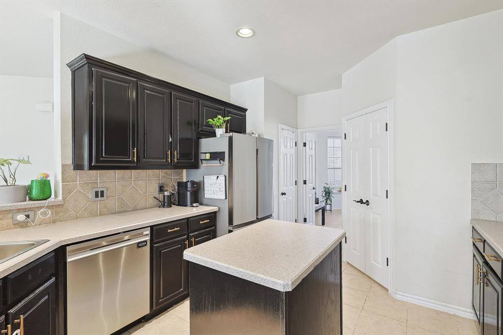 5745 Starboardway Drive, Fort Worth, TX 76135