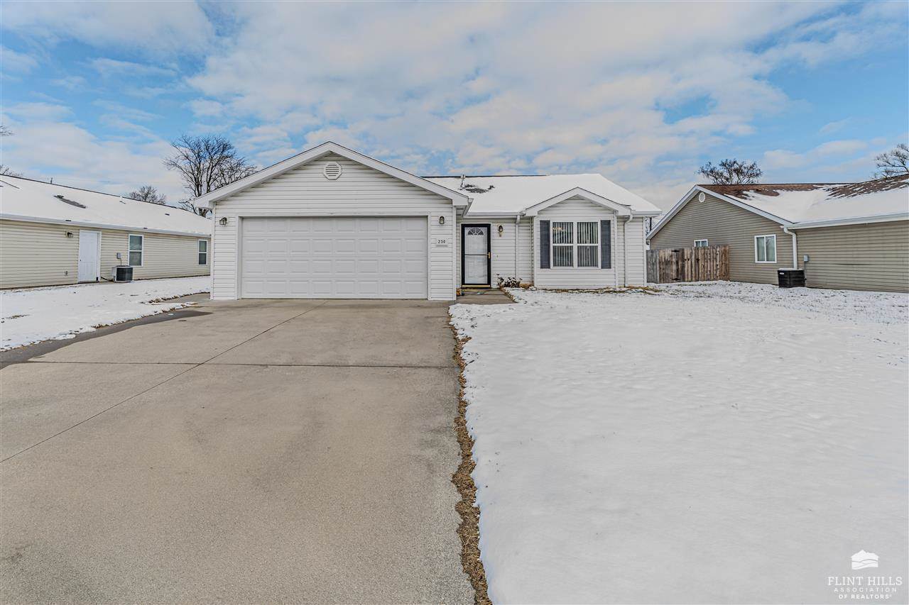 230 East 16th Street, Junction City, KS 66441