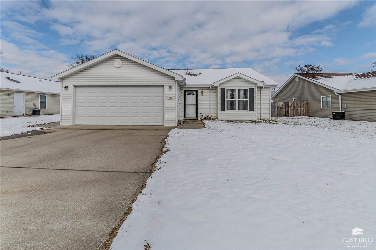 230 East 16th Street, Junction City, KS 66441