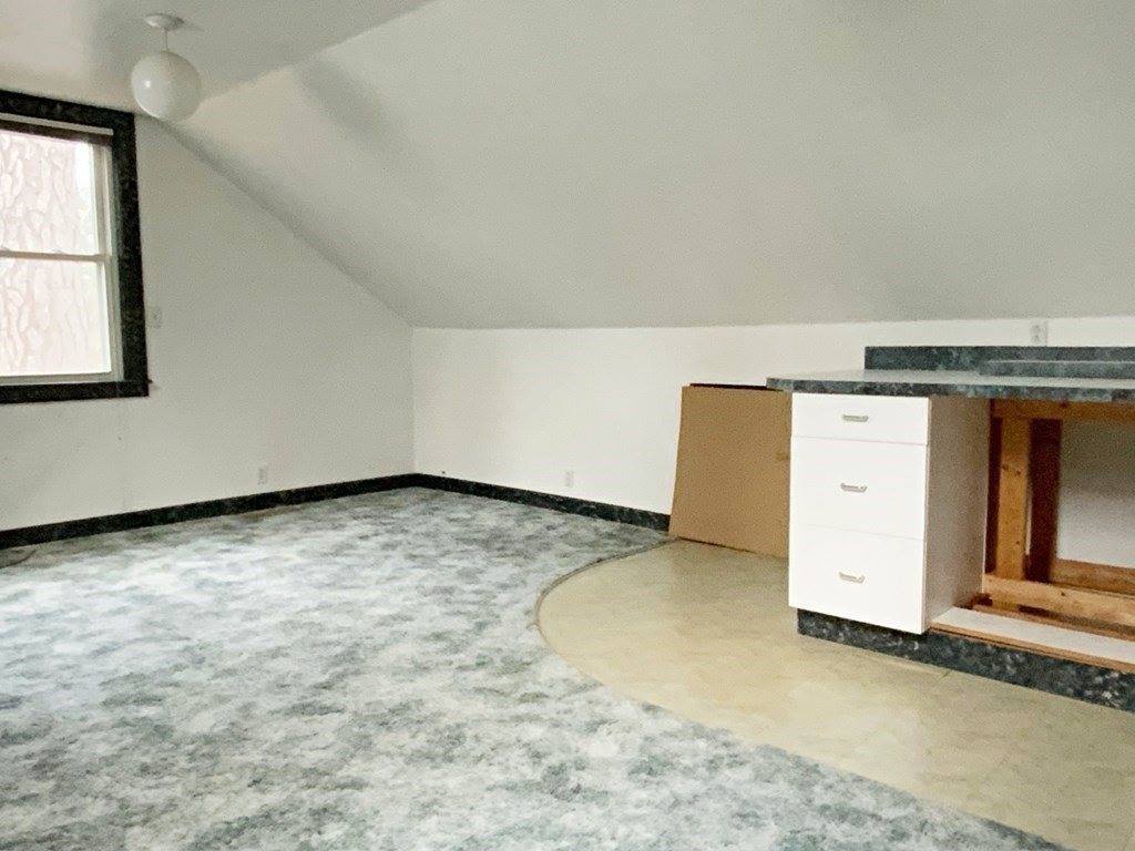 36 S Longyard Rd, Southwick, MA 01077