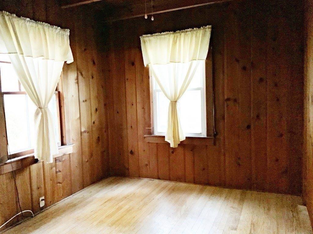 36 S Longyard Rd, Southwick, MA 01077