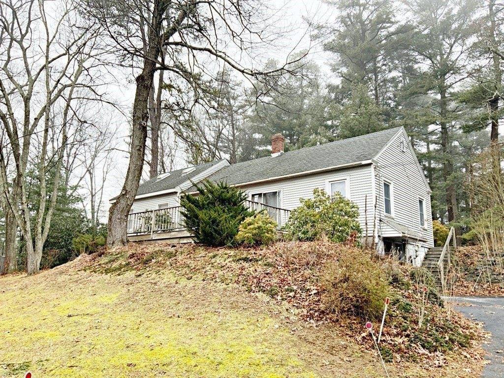 36 S Longyard Rd, Southwick, MA 01077