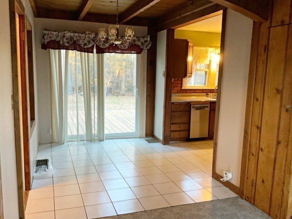 36 S Longyard Rd, Southwick, MA 01077