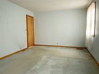 36 S Longyard Rd, Southwick, MA 01077