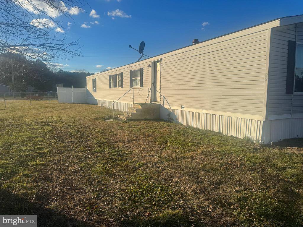 19194 East Meadowview Drive, Milton, DE 19968