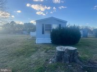 19194 East Meadowview Drive, Milton, DE 19968