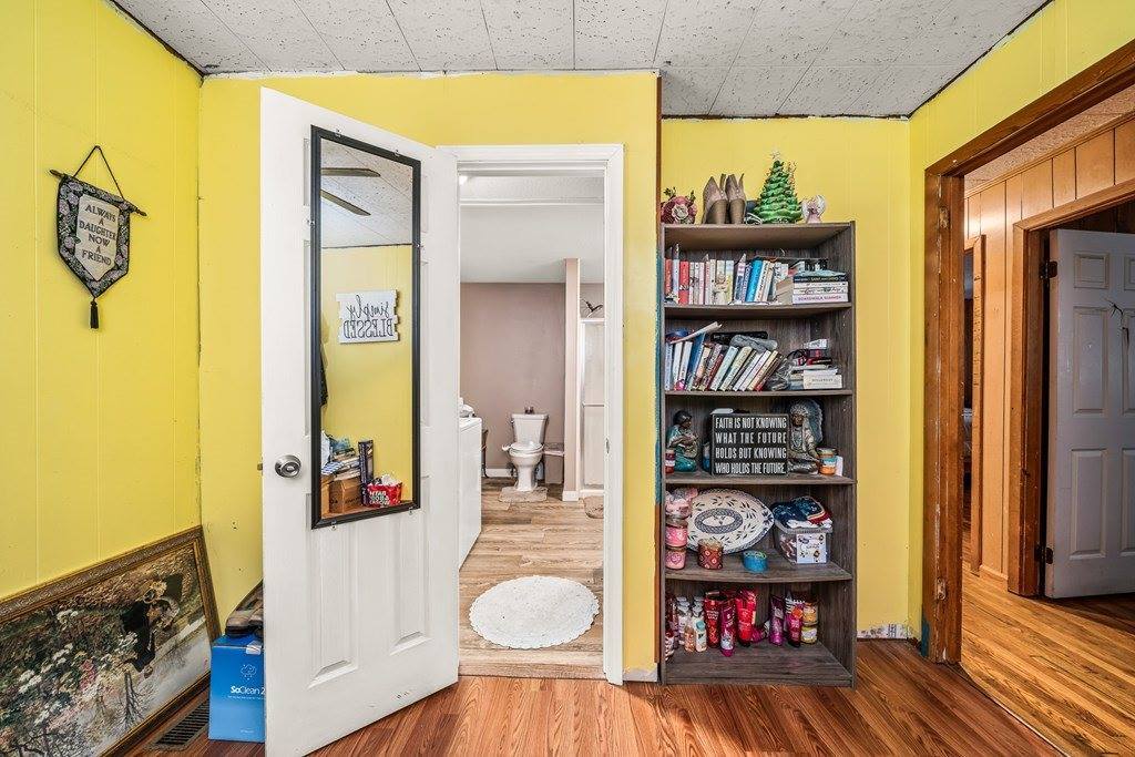 123 J K Lane, Sparta, TN 38583