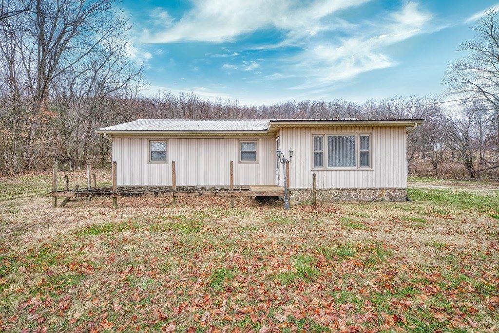 123 J K Lane, Sparta, TN 38583