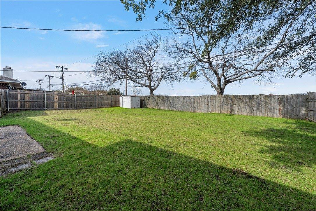 9515 Reno Drive, Woodway, TX 76712