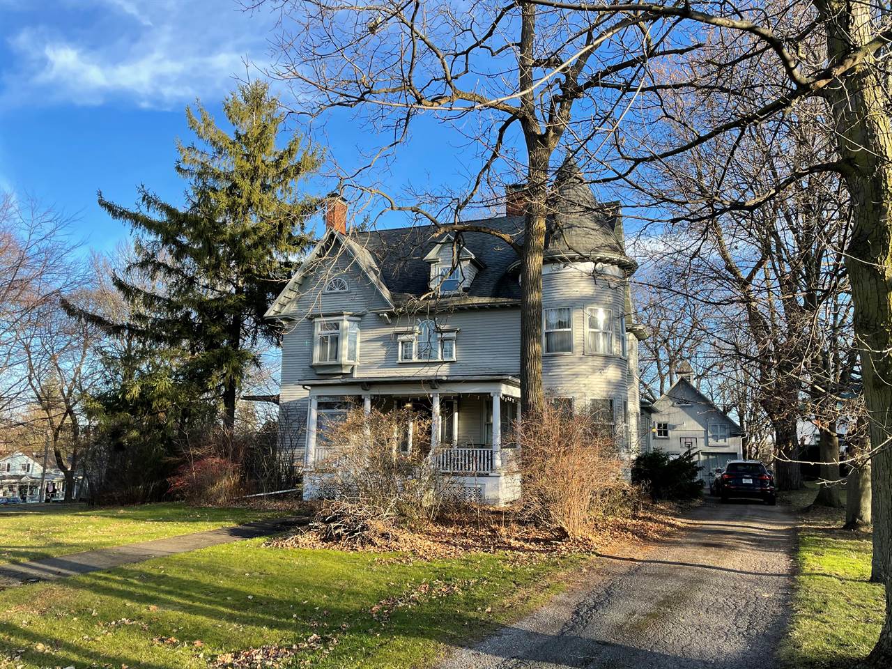 108 Main St N, Perry, NY 14530