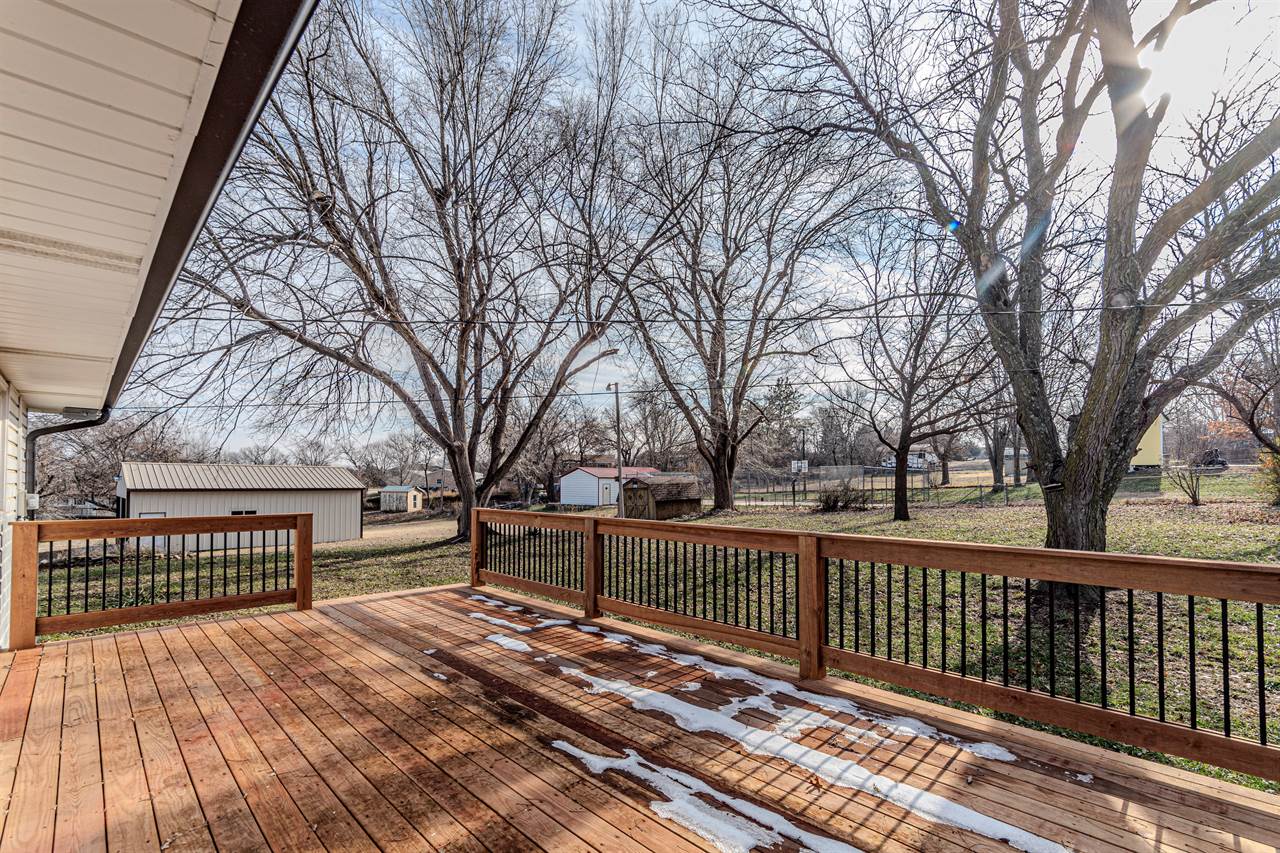 3317 Rolling Hills Drive, Milford, KS 66514