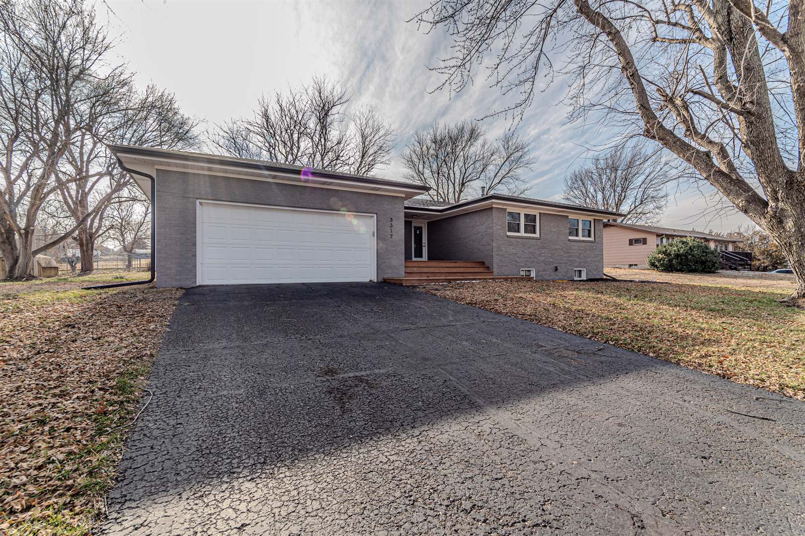 3317 Rolling Hills Drive, Milford, KS 66514