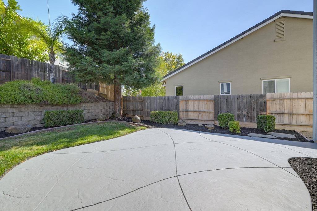 2216 Ursula Way, Roseville, CA 95661