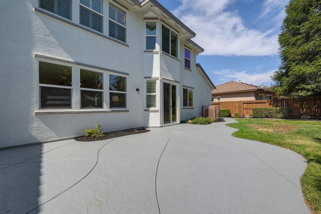 2216 Ursula Way, Roseville, CA 95661