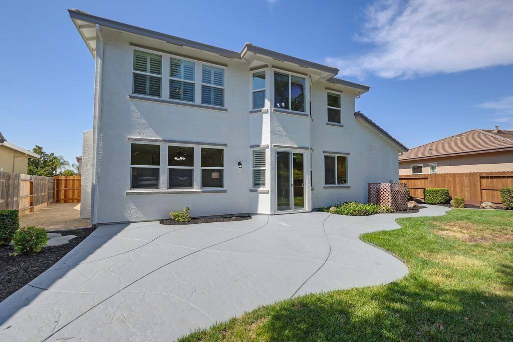 2216 Ursula Way, Roseville, CA 95661