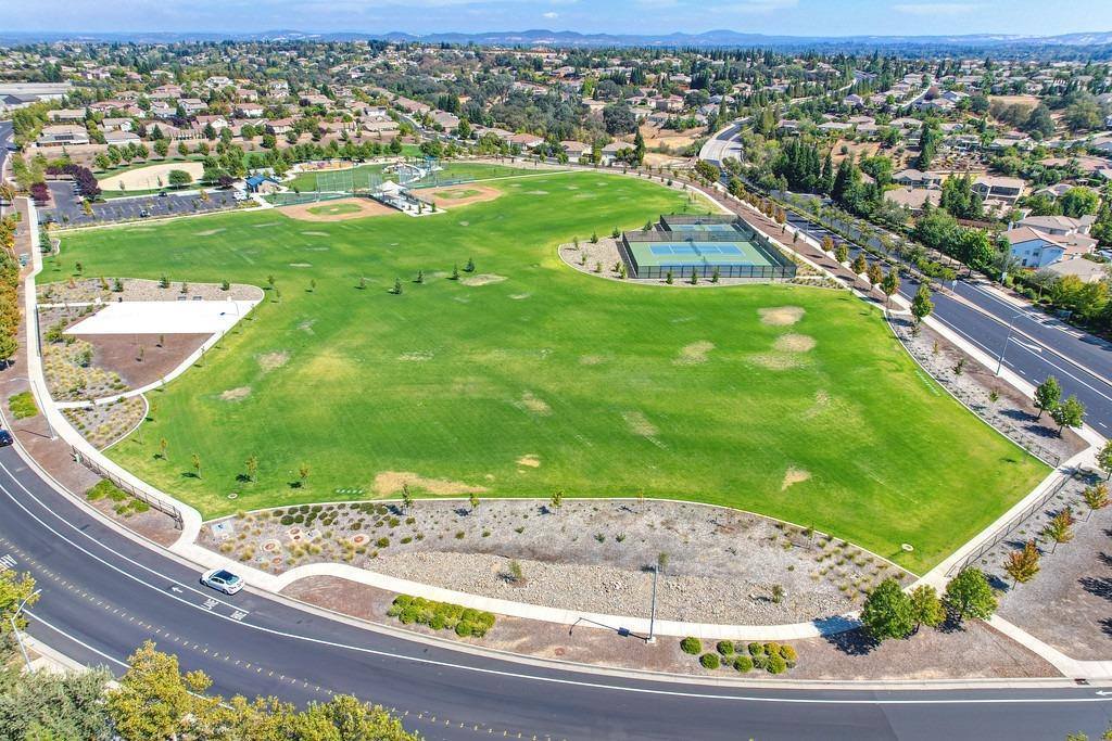 2216 Ursula Way, Roseville, CA 95661