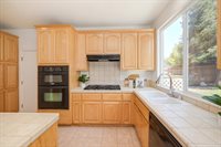 2216 Ursula Way, Roseville, CA 95661