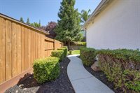 2216 Ursula Way, Roseville, CA 95661